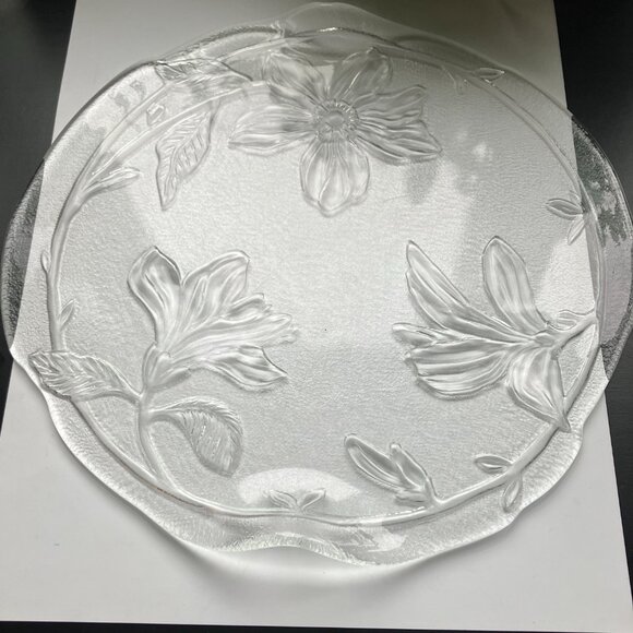 Vintage 90s Cake Platter 12 1/2 Inches Curved Edge - Picture 7 of 7